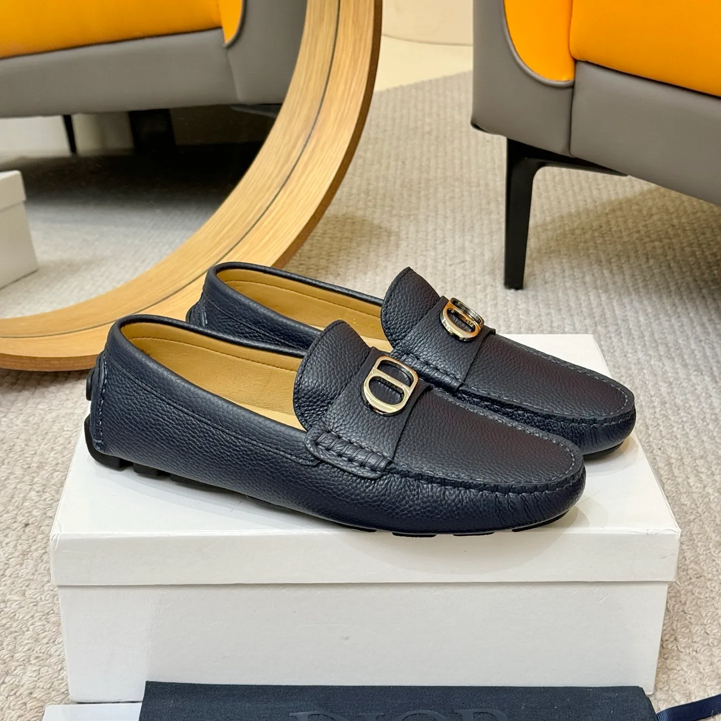 Men's clothing and shoes 💰420! (Yangli) Quality DIOR [Dior’s latest arrival] real auction hot-selling Doudou shoes 🔍DIOR) new Doudou shoes 👍Belgian designer Martin Margiela serves as Gucci shoe designer y full of charm, luxury style gentleman upper: imported cowhide, lining with spring sweat-absorbent first-layer sheepskin. Outsole Brand outsole, the last stitching on the bottom will never come off; equipped with classic Gucci exquisite hardware C D buckle💋The whole pair of shoes is fashionable and casual without losing high-end style; standard 38-46
